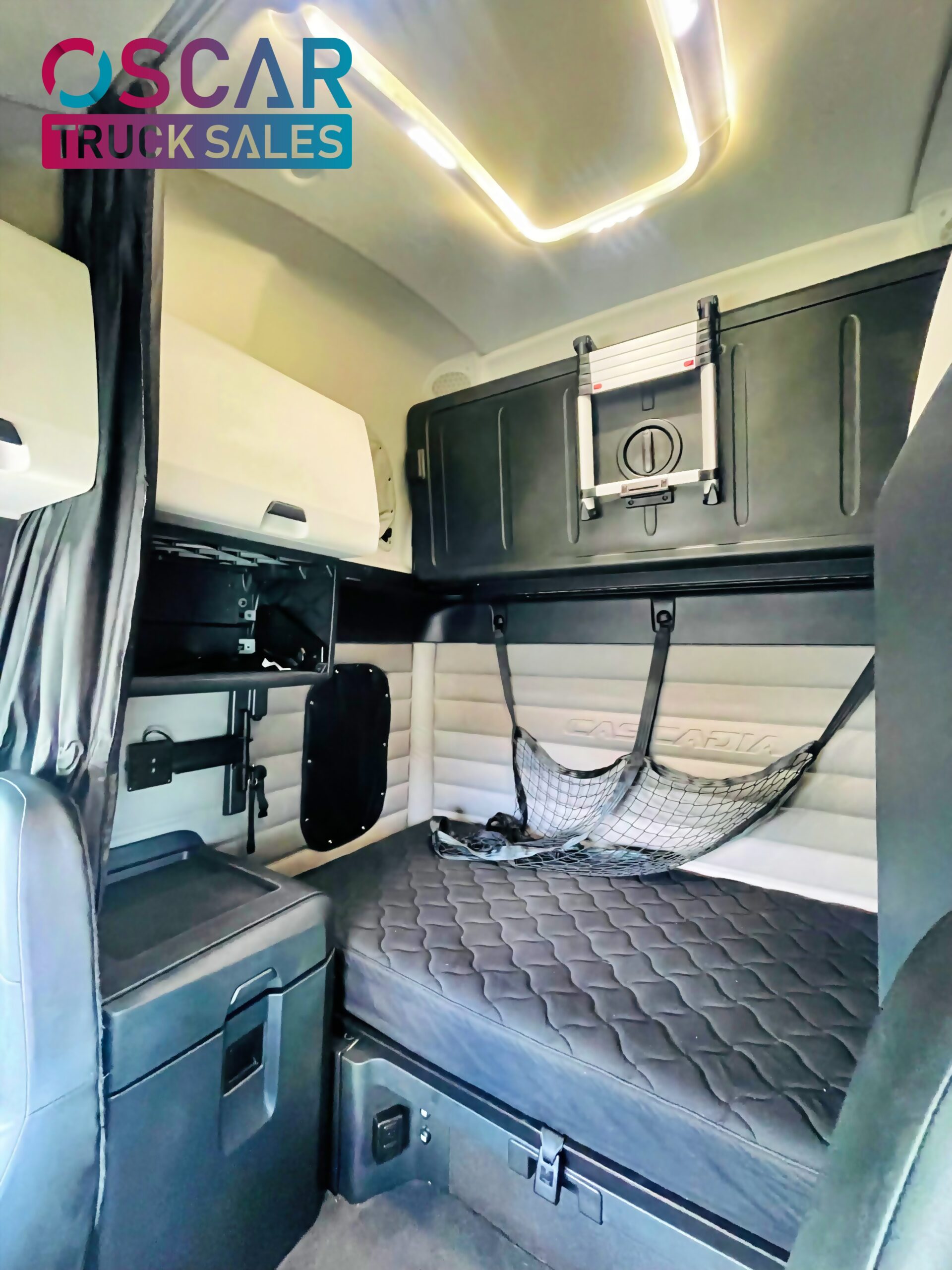 2018 FREIGHTLINER CASCADIA