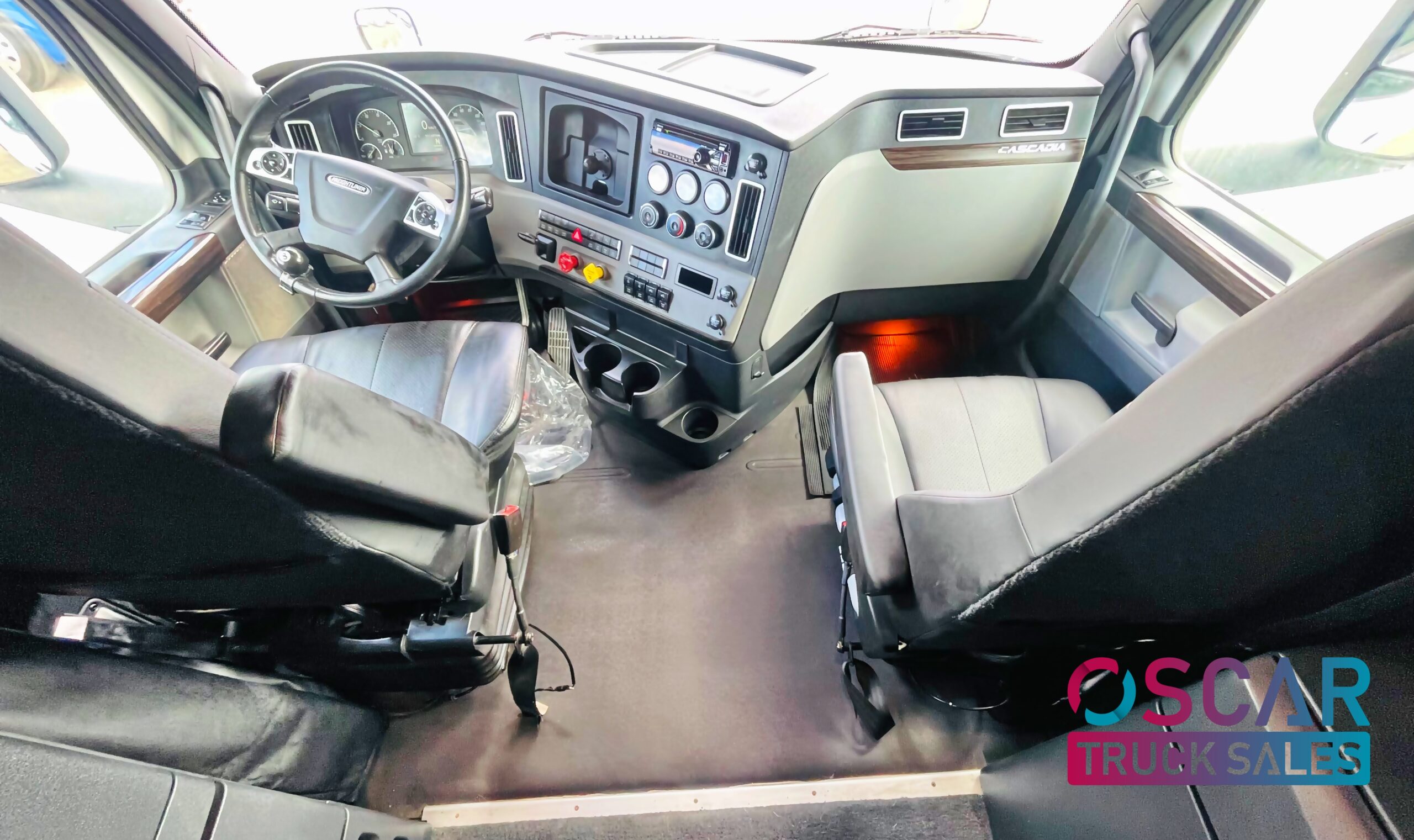 2018 FREIGHTLINER CASCADIA