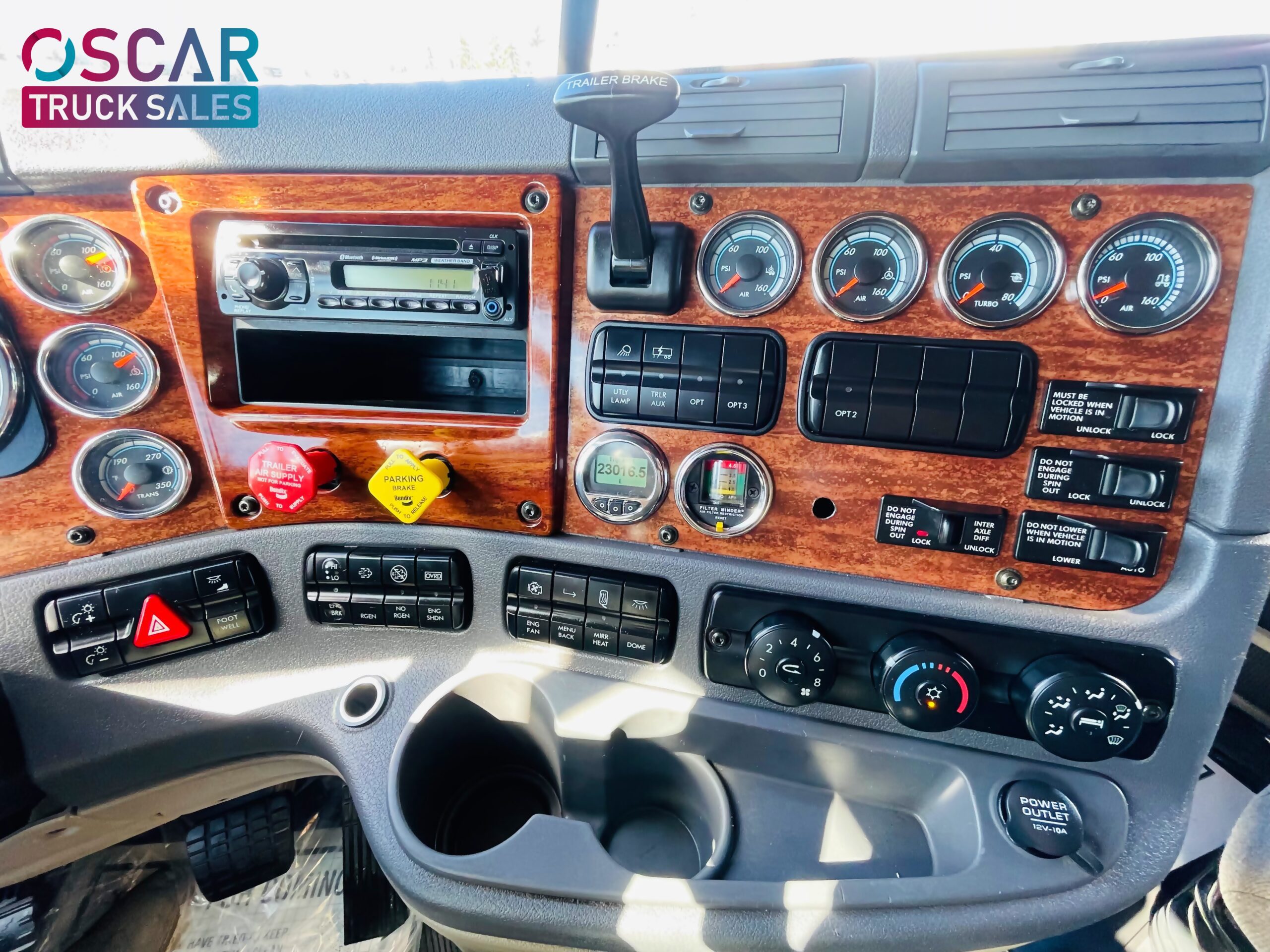 2016 FREIGHTLINER CASCADIA