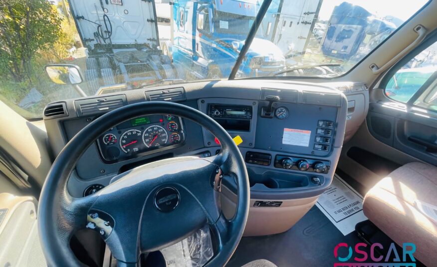 2017 FREIGHTLINER CASCADIA DAYCAB