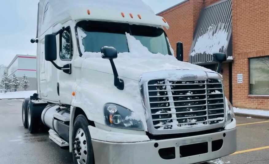 2017 FREIGHTLINER CASCADIA